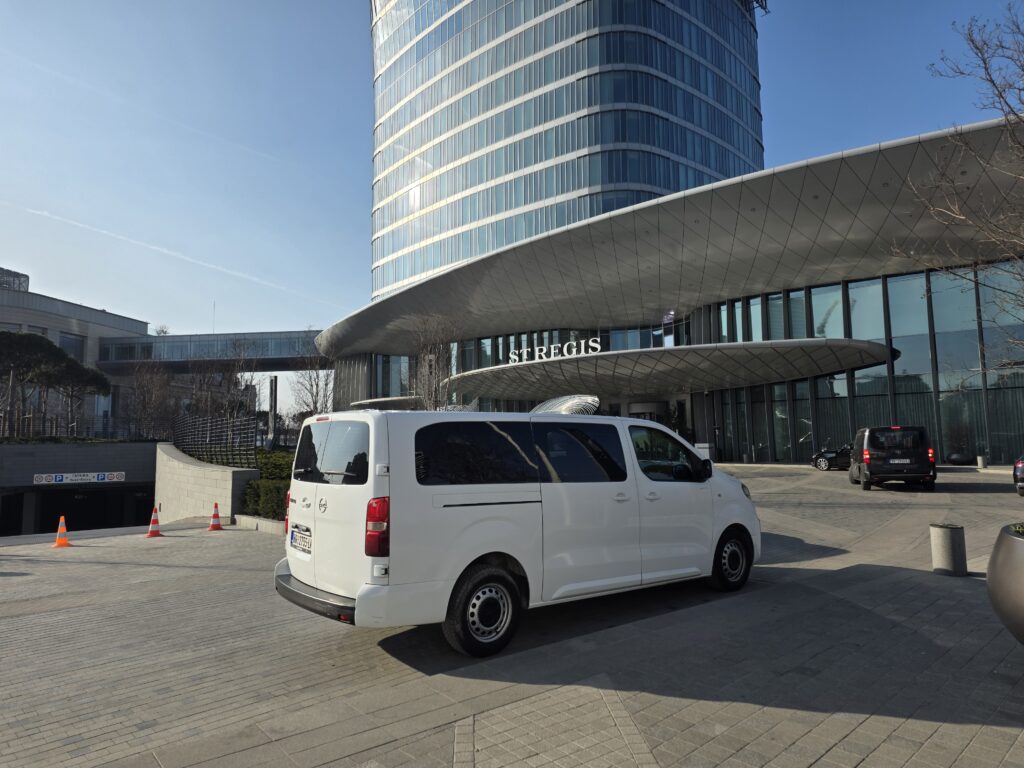 Privatni kombi najam sa vozacem Beograd - Nexos Travel